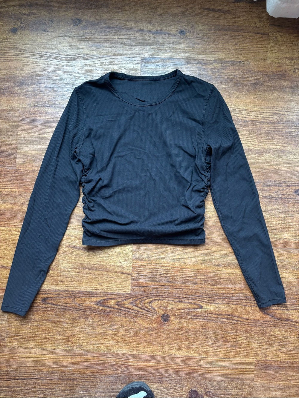 Lululemon Black Cropped Long-Sleeve